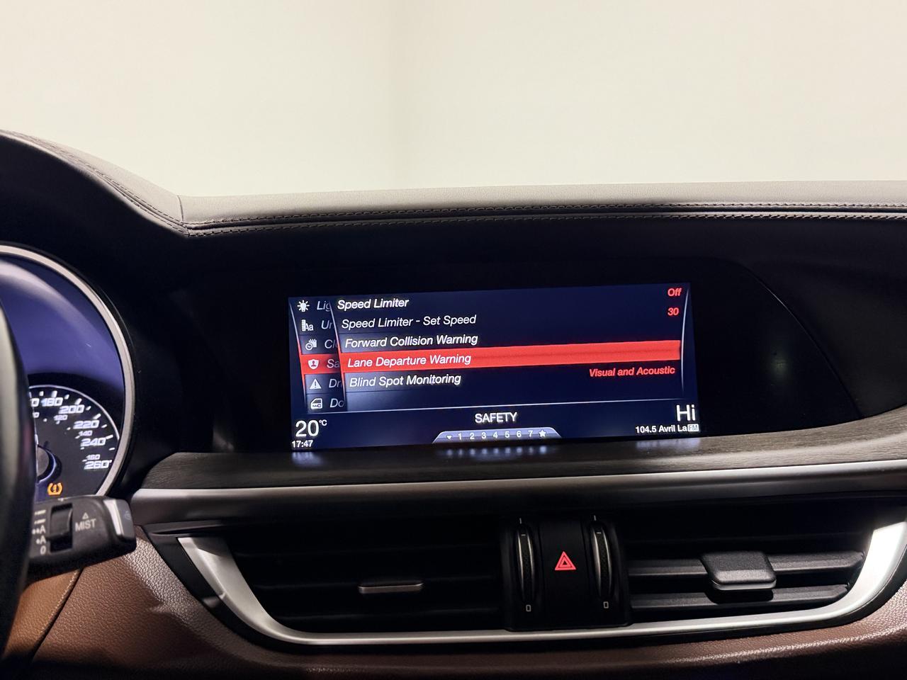 2019 Alfa Romeo Stelvio TI LUSSO Photo