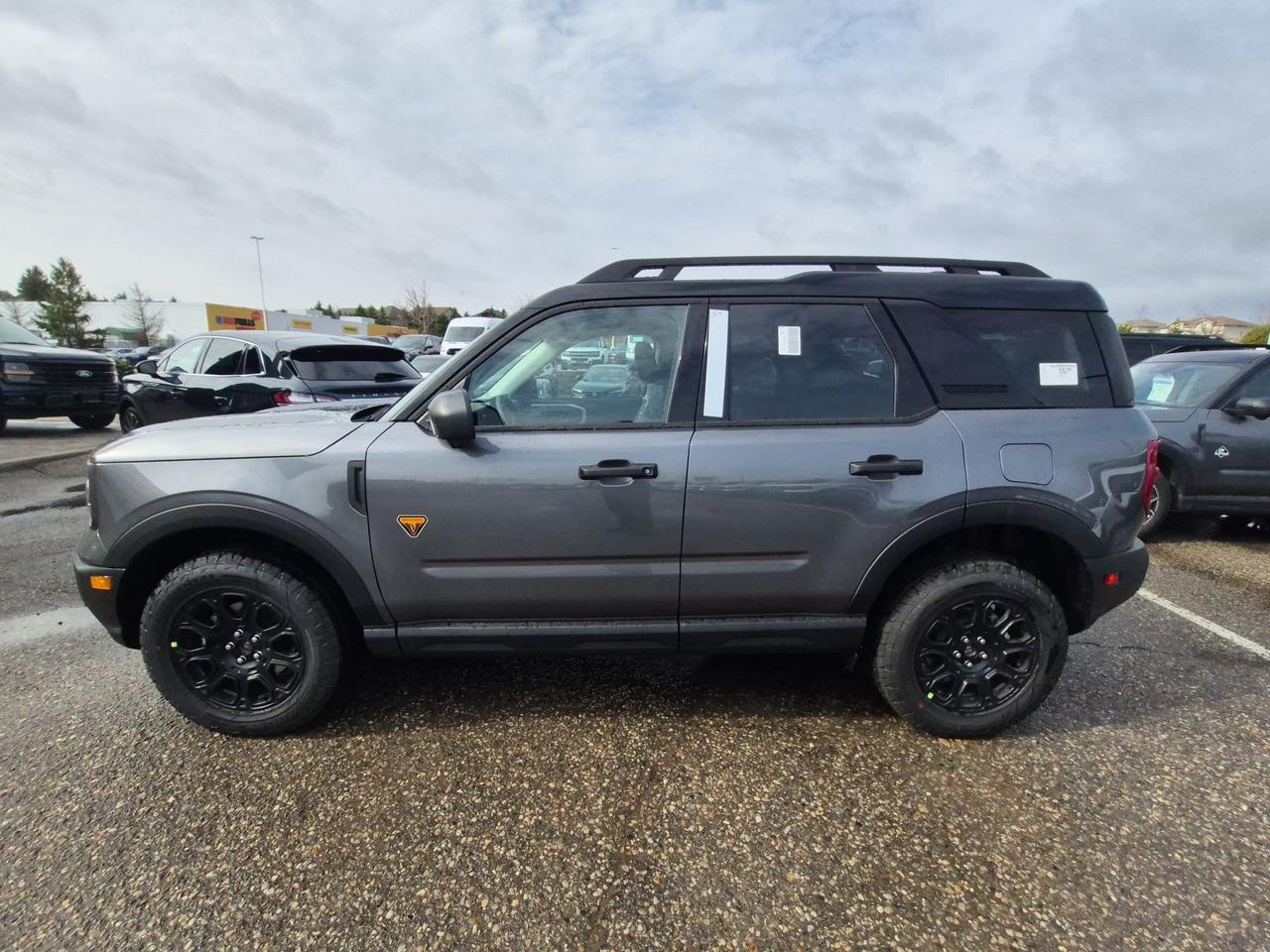 2026 Ford Bronco Sport BADLANDS, MOONROOF, TECH PKG, TERRAIN MGMT Photo