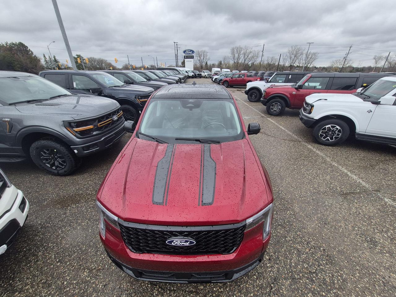 2026 Ford Maverick LARIAT, MOON ROOF, 360 CAMERA, ADAPTIVE CRUISE Photo2