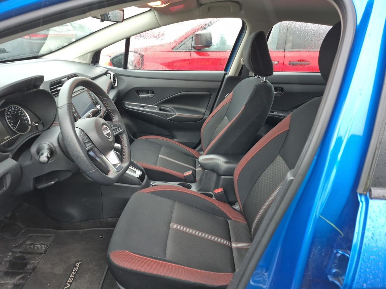 2024 Nissan Versa SR Photo