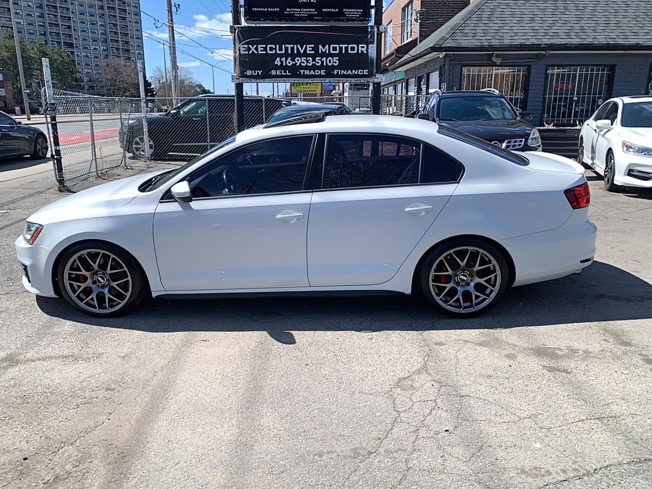 2015 Volkswagen Jetta GLI / ONE OWNER / NO ACCIDENT/ MINT CONDITION / AC Photo