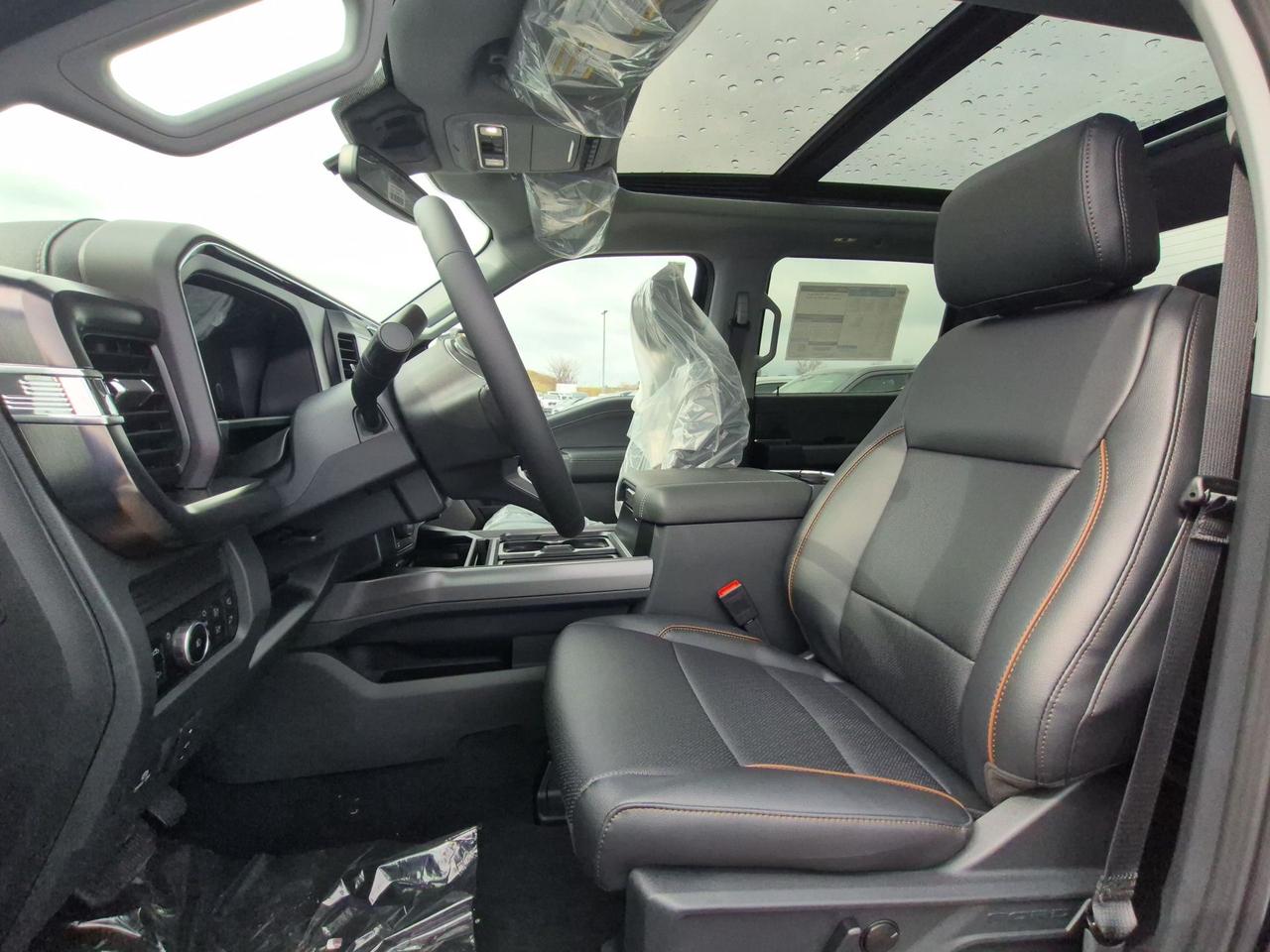 2026 Ford F-250 Super Duty SRW LARIAT 4WD CREW CAB 6.75' BOX Photo