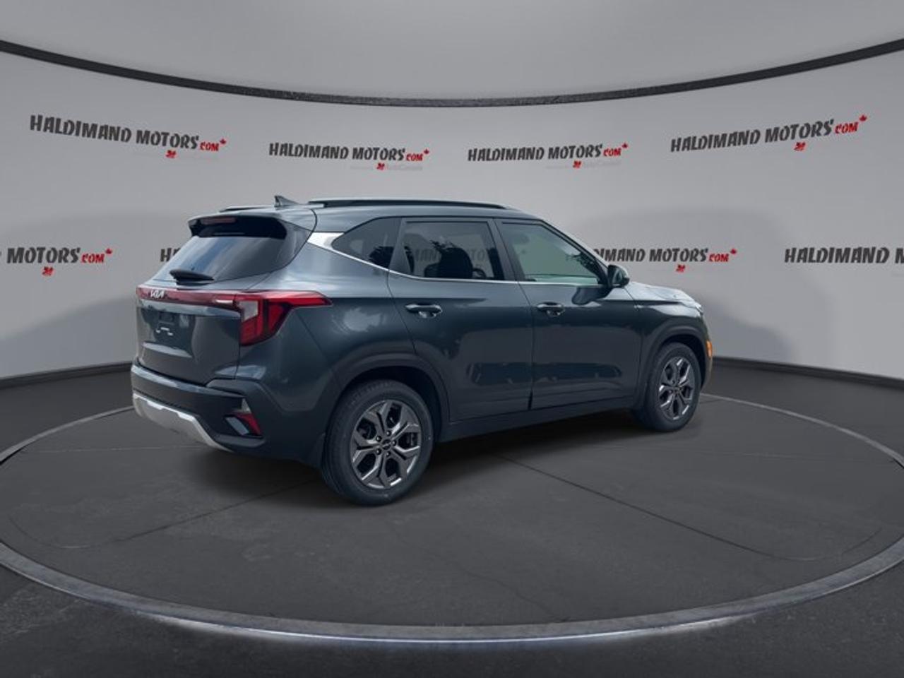 2024 Kia Seltos EX FWD | No Accidents | Leather Seats | Heated Steering Wheel Photo