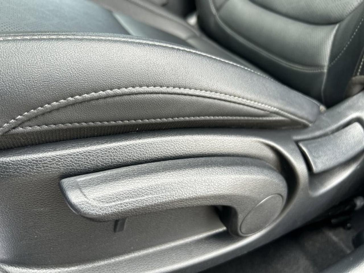 2024 Kia Seltos EX FWD | No Accidents | Leather Seats | Heated Steering Wheel Photo