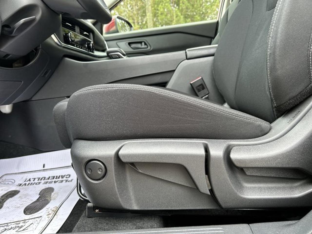 2024 Nissan Rogue S AWD | No accidents | Heated Steering Wheel Photo