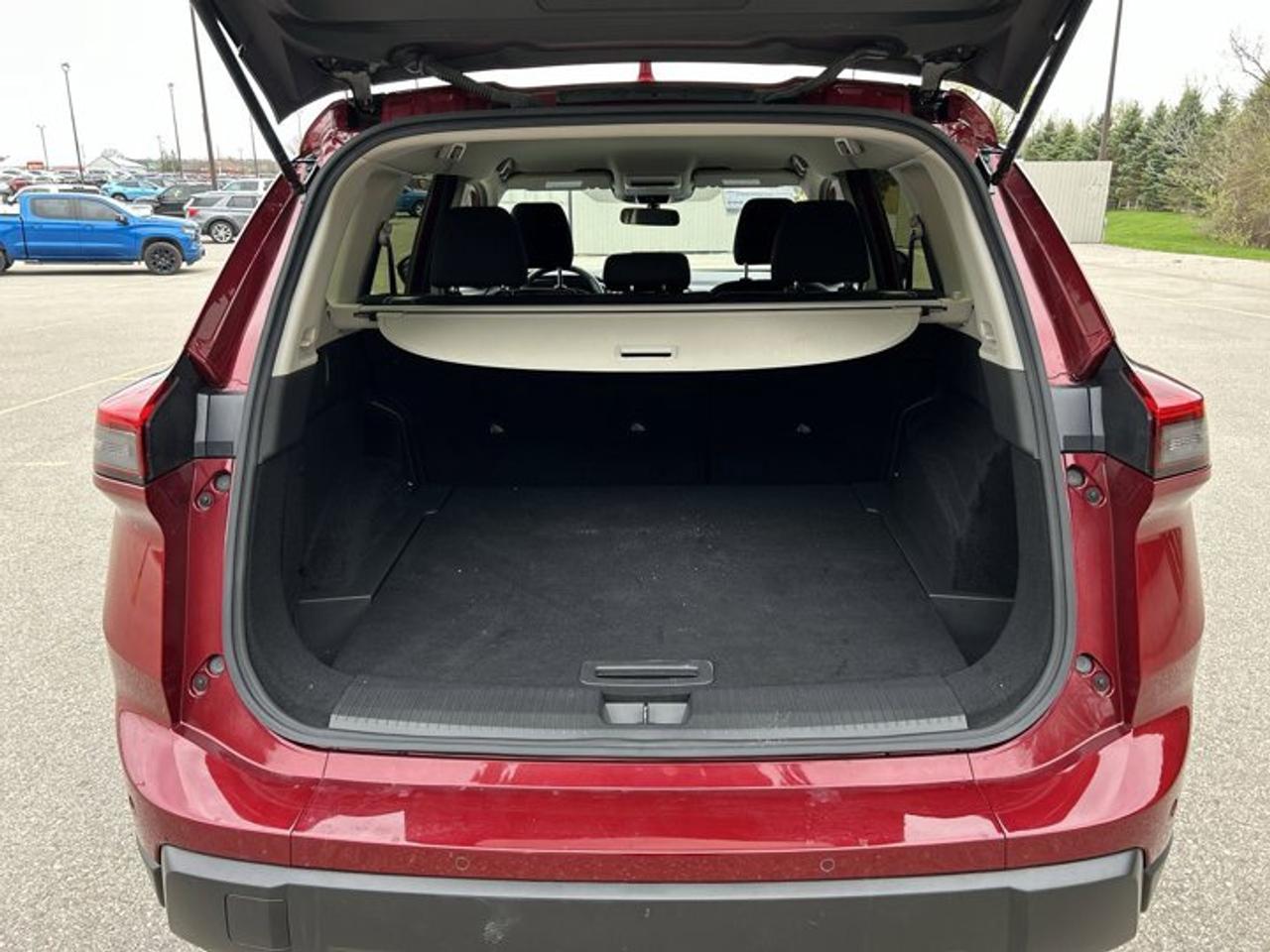 2024 Nissan Rogue S AWD | No accidents | Heated Steering Wheel Photo