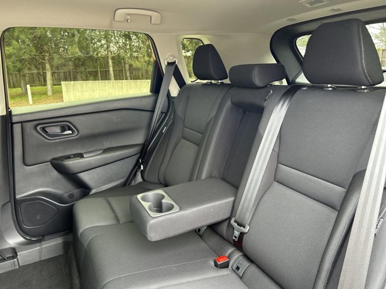 2024 Nissan Rogue S AWD | No accidents | Heated Steering Wheel Photo