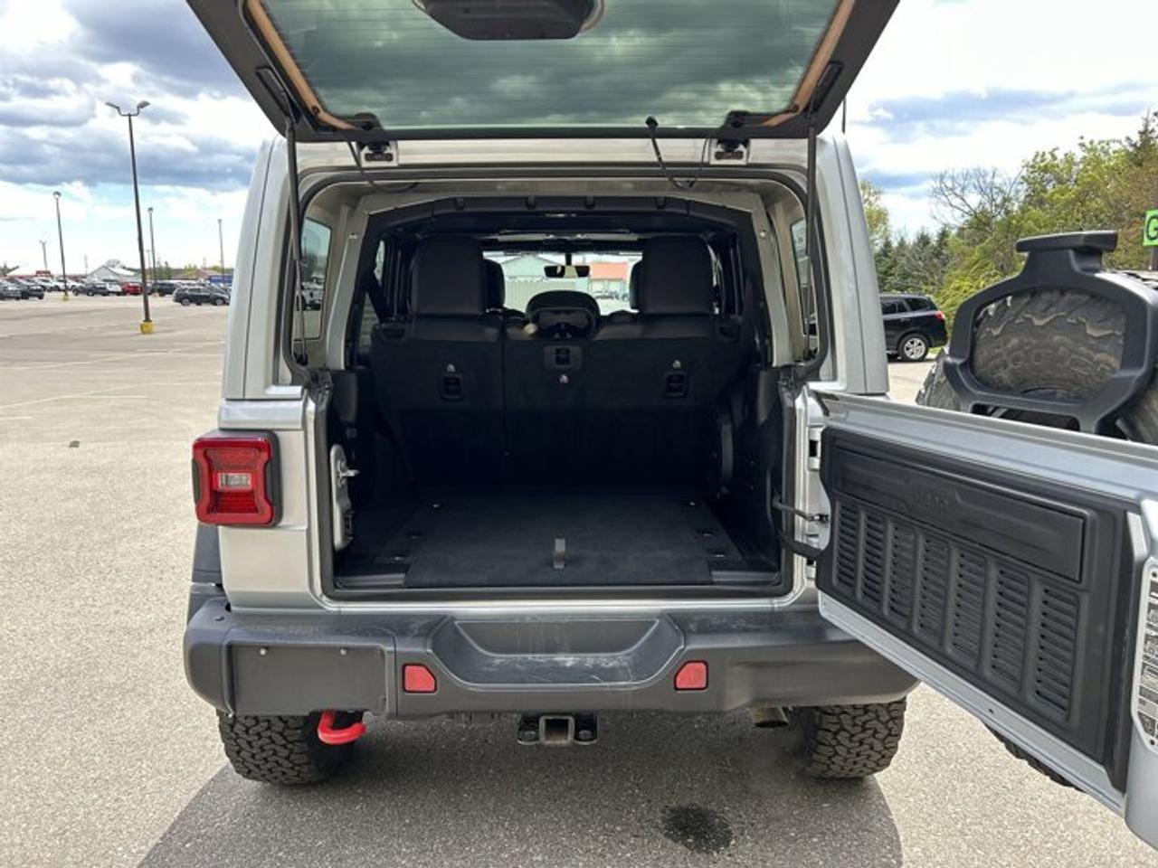 2023 Jeep Wrangler Rubicon 4 Door 4x4 | One Owner | No Accidents | Leather Seats Photo