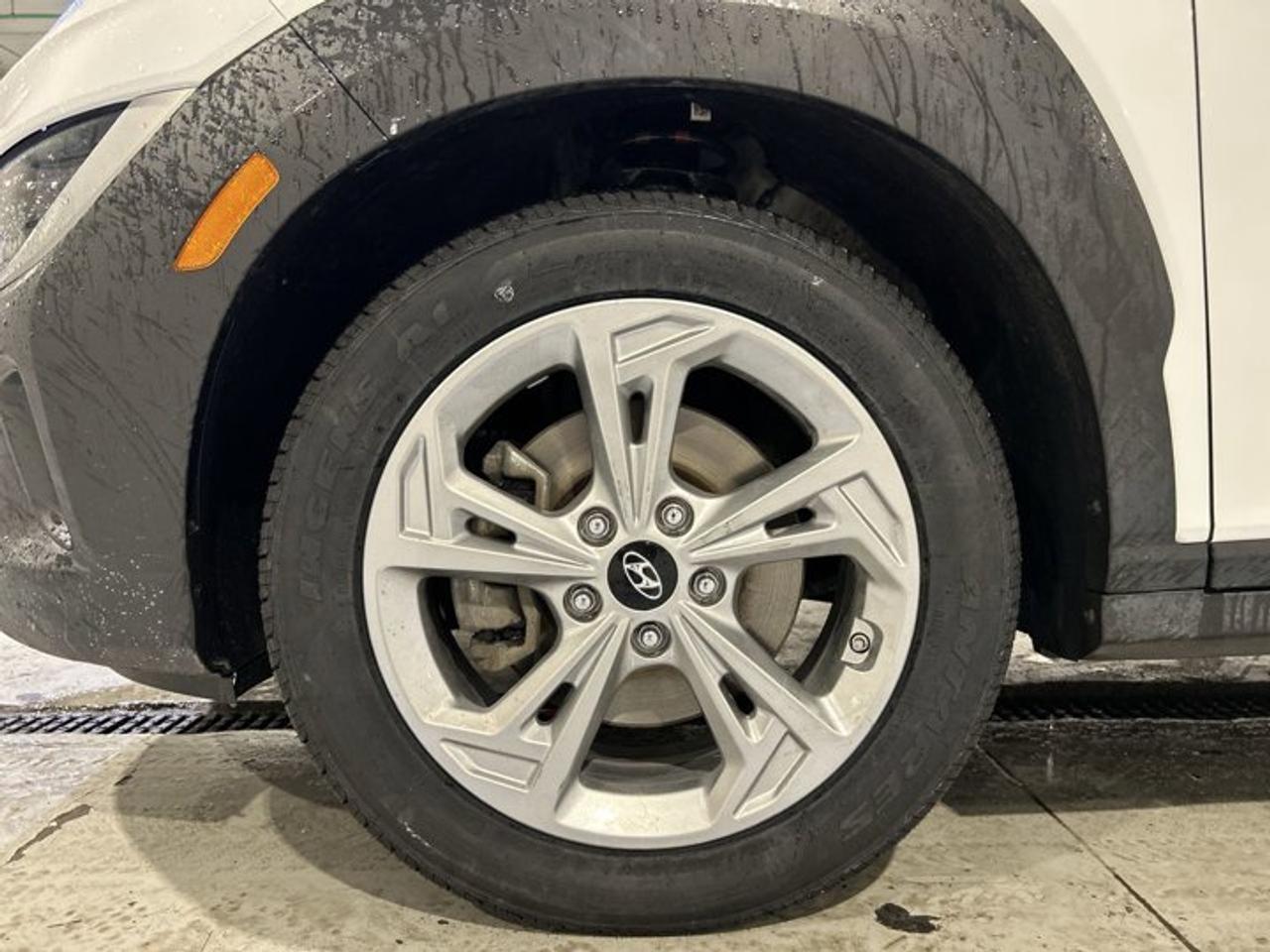2023 Hyundai KONA Preferred AWD | Heated Steering Wheel Photo