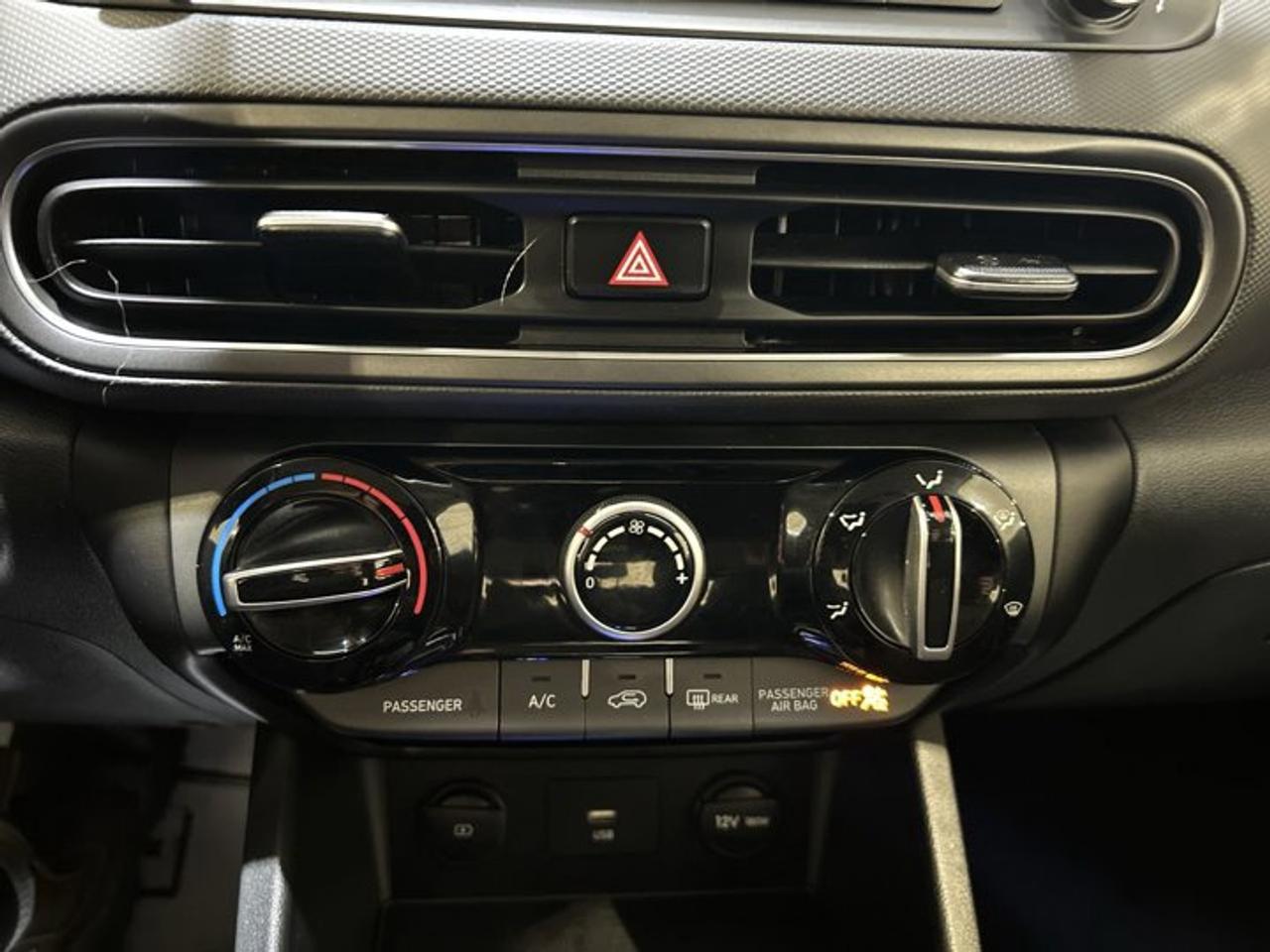 2023 Hyundai KONA Preferred AWD | Heated Steering Wheel Photo