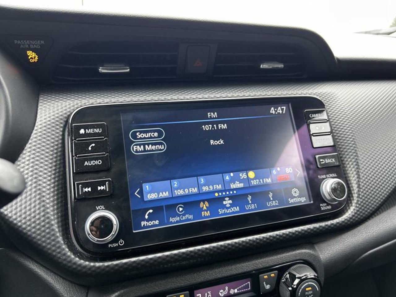2025 Nissan Kicks Play SV FWD | No Accidents | Heated Steering Wheel Photo
