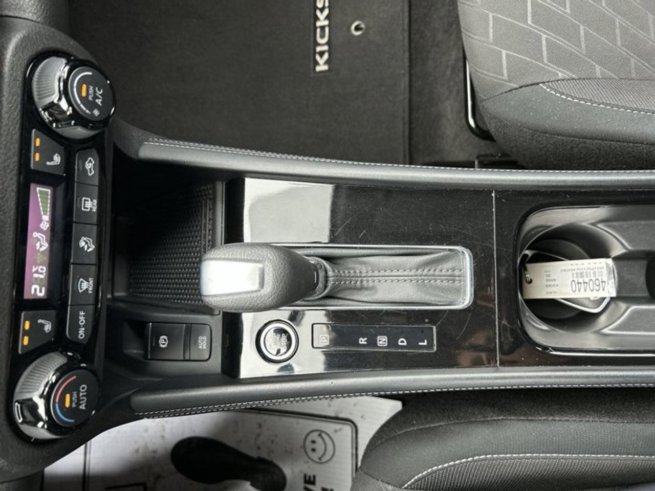 2025 Nissan Kicks Play SV FWD | No Accidents | Heated Steering Wheel Photo