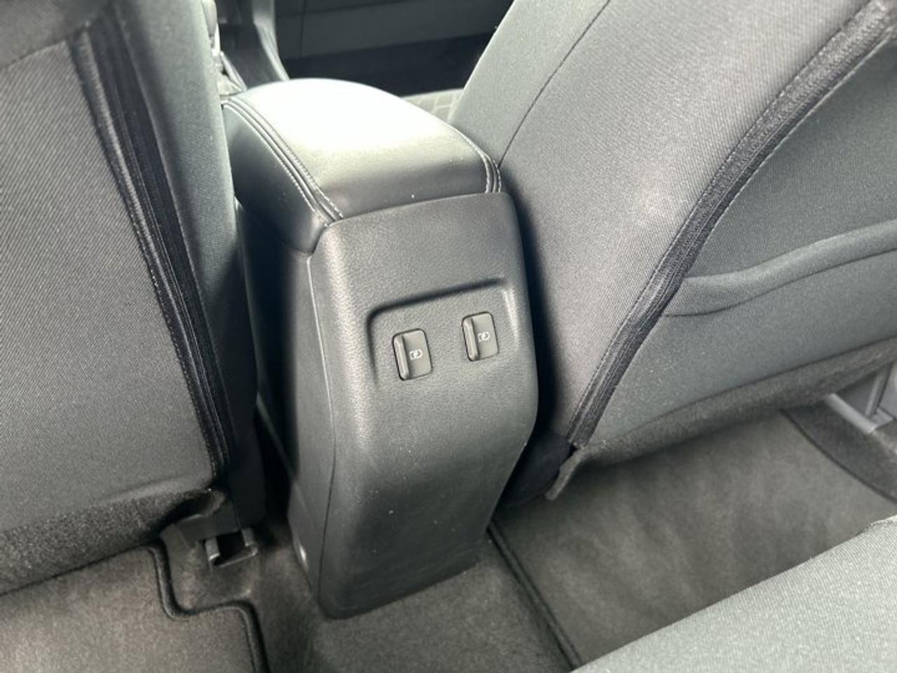 2025 Nissan Kicks Play SV FWD | No Accidents| Heated Steering Wheel Photo