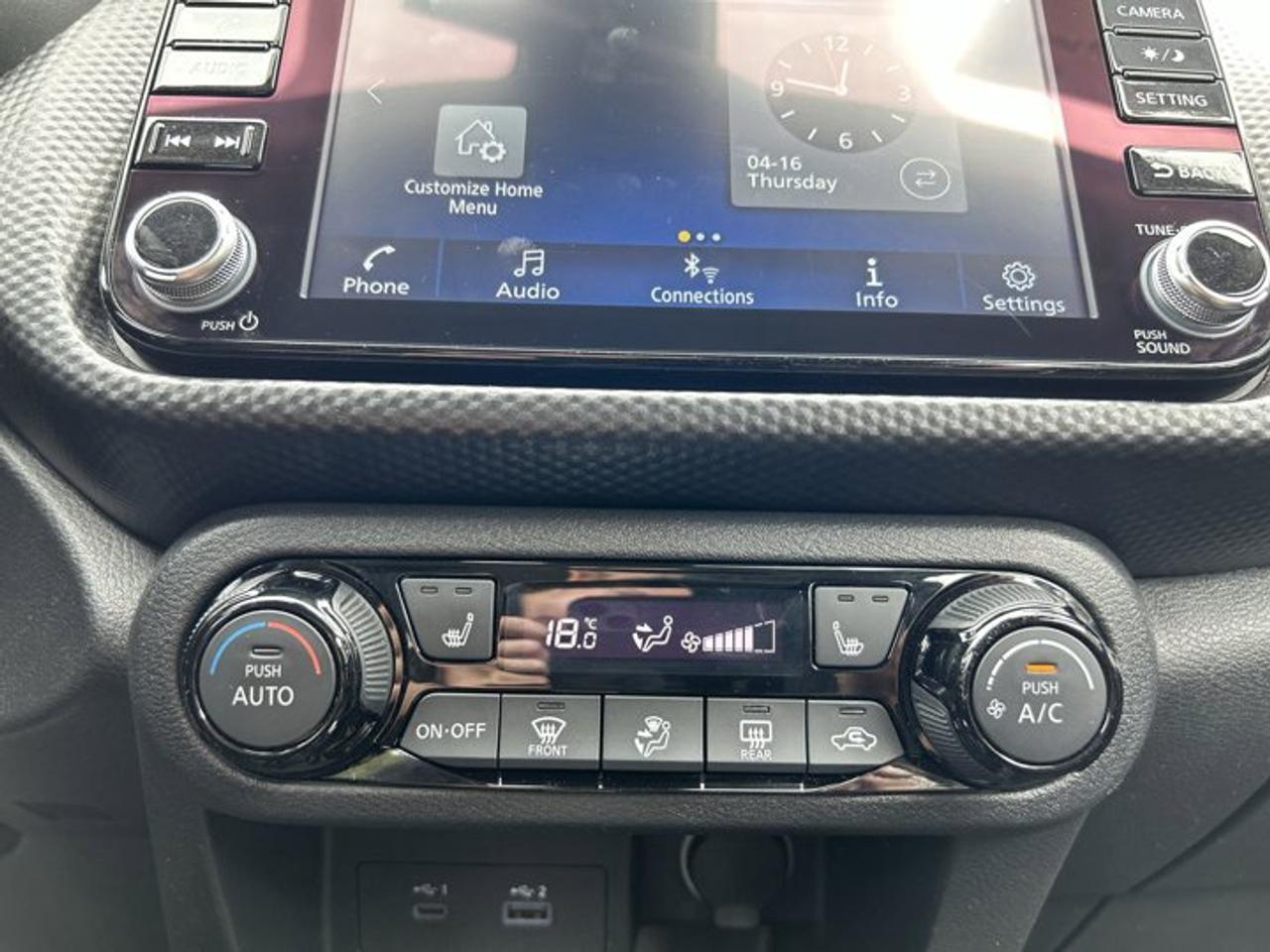 2025 Nissan Kicks Play SV FWD | No Accidents| Heated Steering Wheel Photo