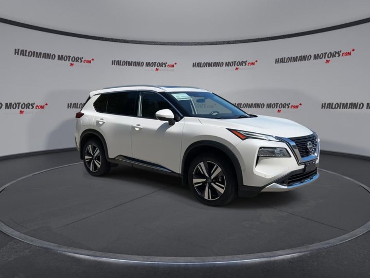 2023 Nissan Rogue Platinum AWD | No Accidents Photo