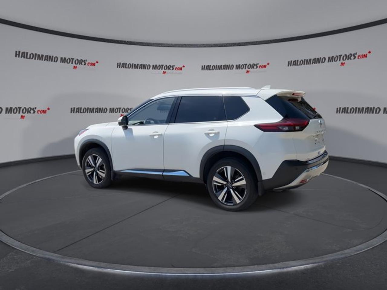 2023 Nissan Rogue Platinum AWD | No Accidents Photo