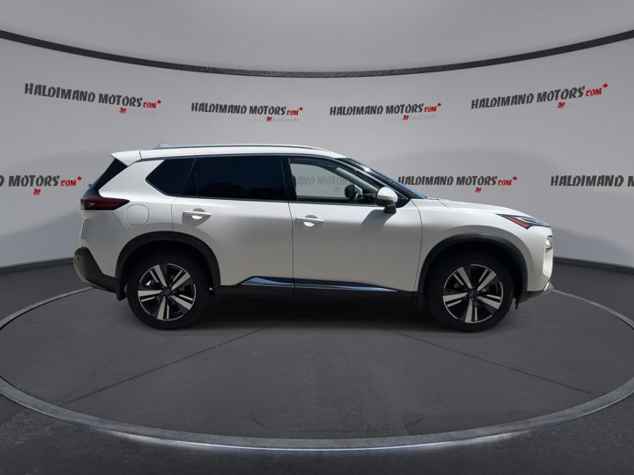 2023 Nissan Rogue Platinum AWD | No Accidents Photo