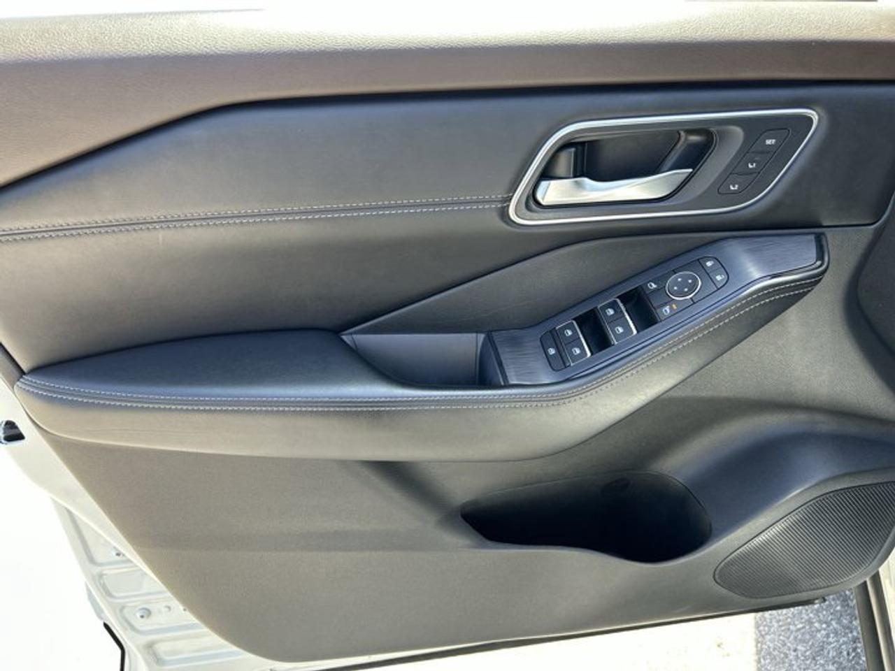 2023 Nissan Rogue Platinum AWD | No Accidents Photo