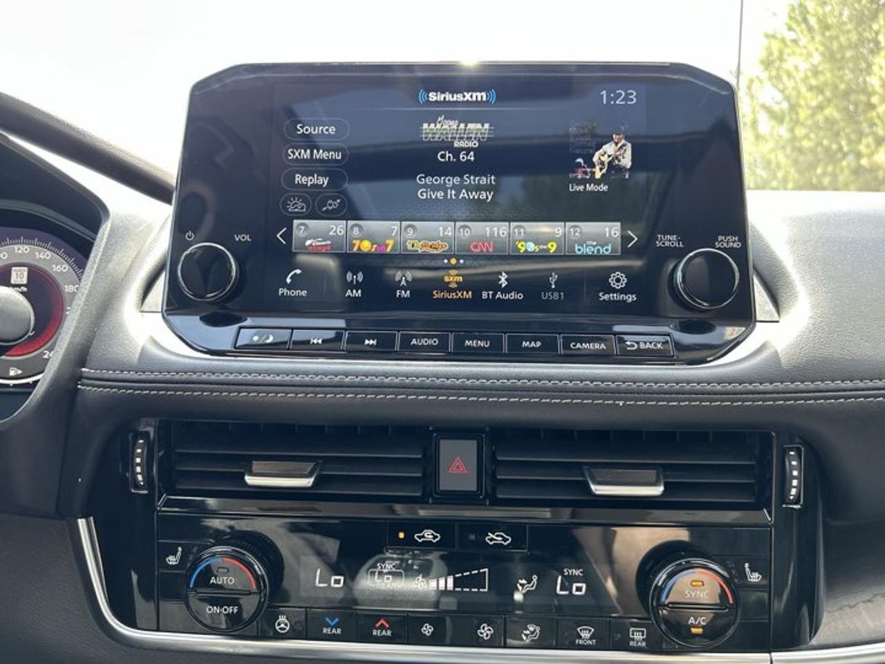 2023 Nissan Rogue Platinum AWD | No Accidents Photo