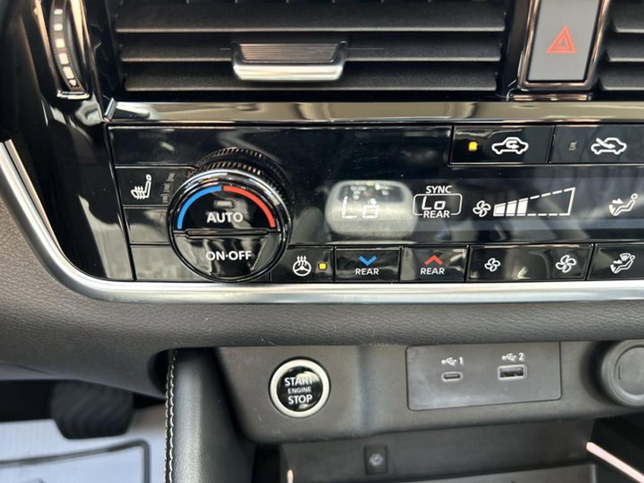 2023 Nissan Rogue Platinum AWD | No Accidents Photo
