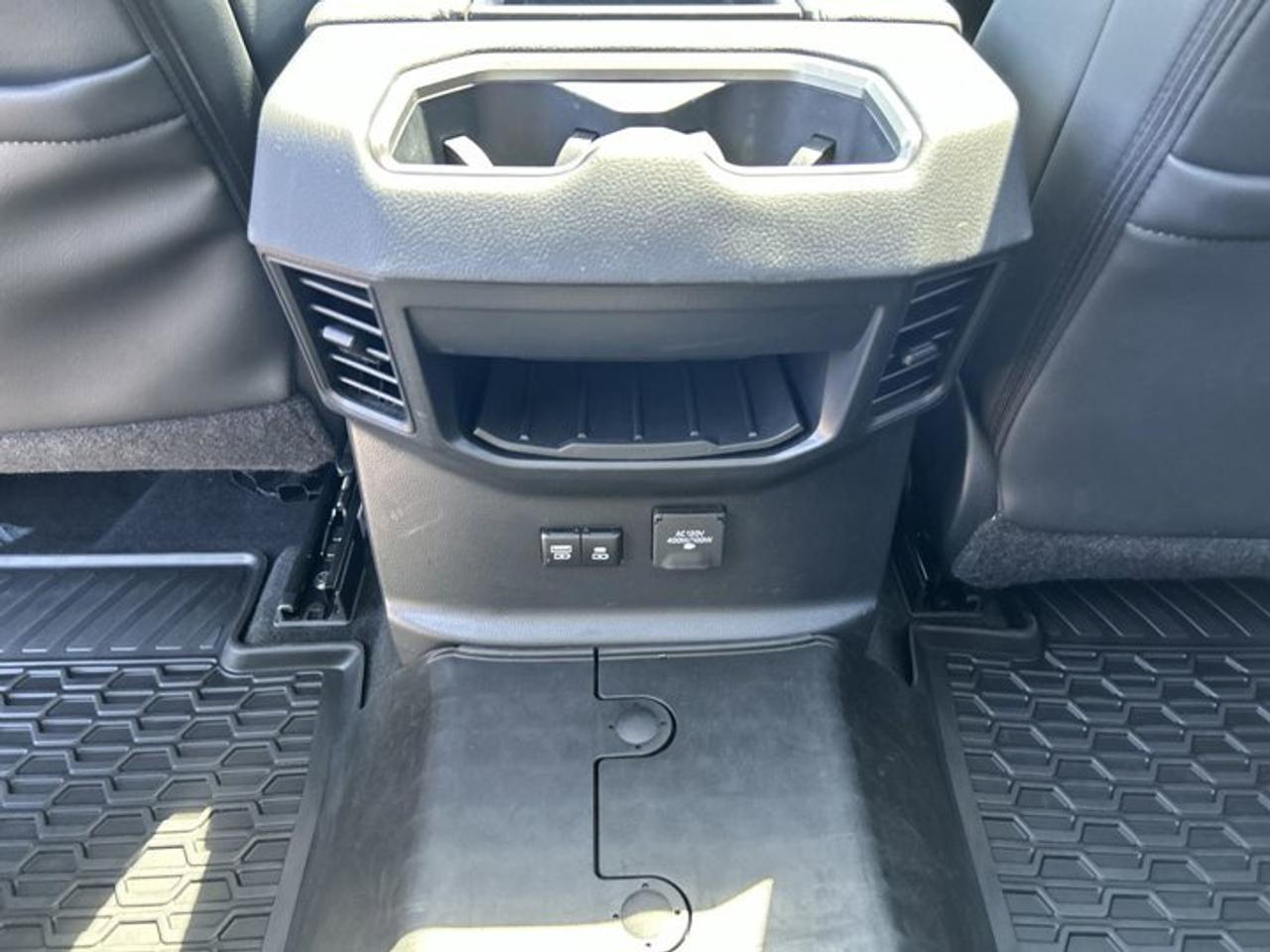 2023 Toyota Tundra Limited Crewmax 4x4 Hybrid | No Accidents | Ventilated Front Seats Photo