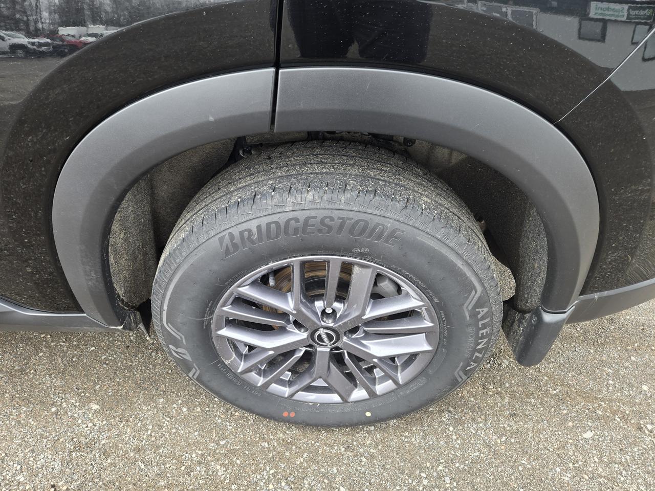 2025 Nissan Rogue S Photo