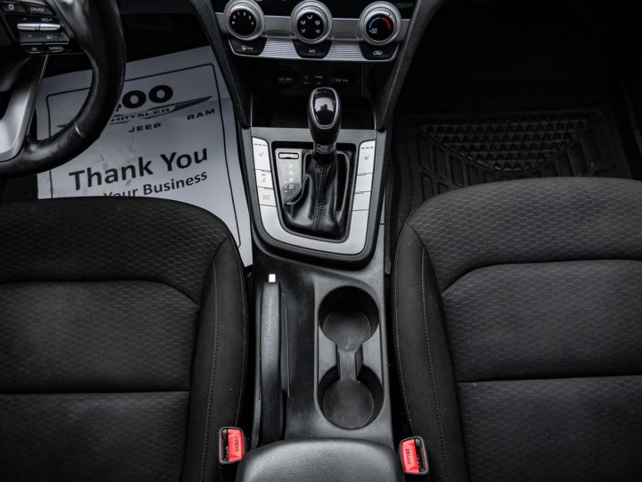 2020 Hyundai Elantra Preferred w/Sun & Safety Package Photo