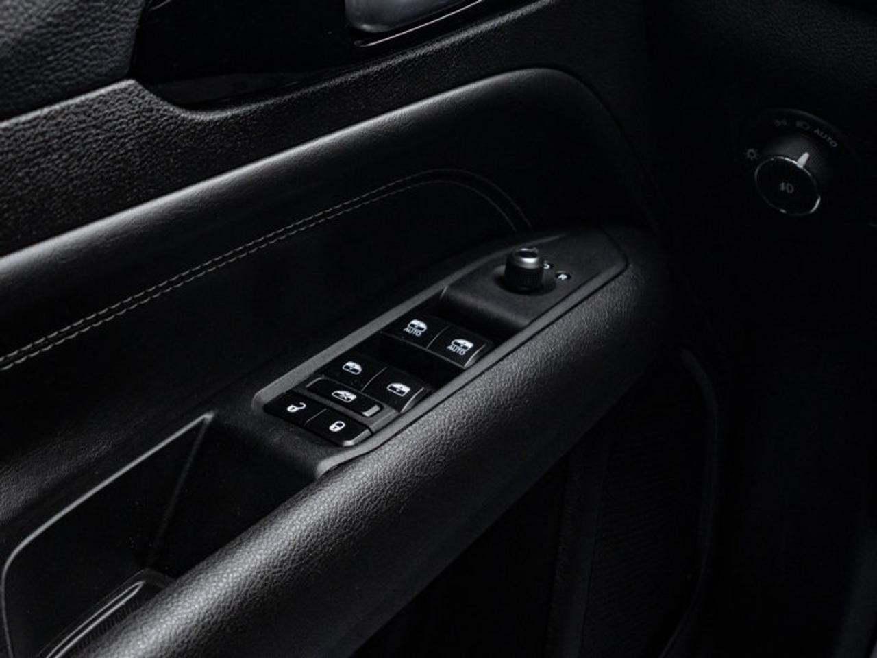 2024 Jeep Compass Altitude Photo