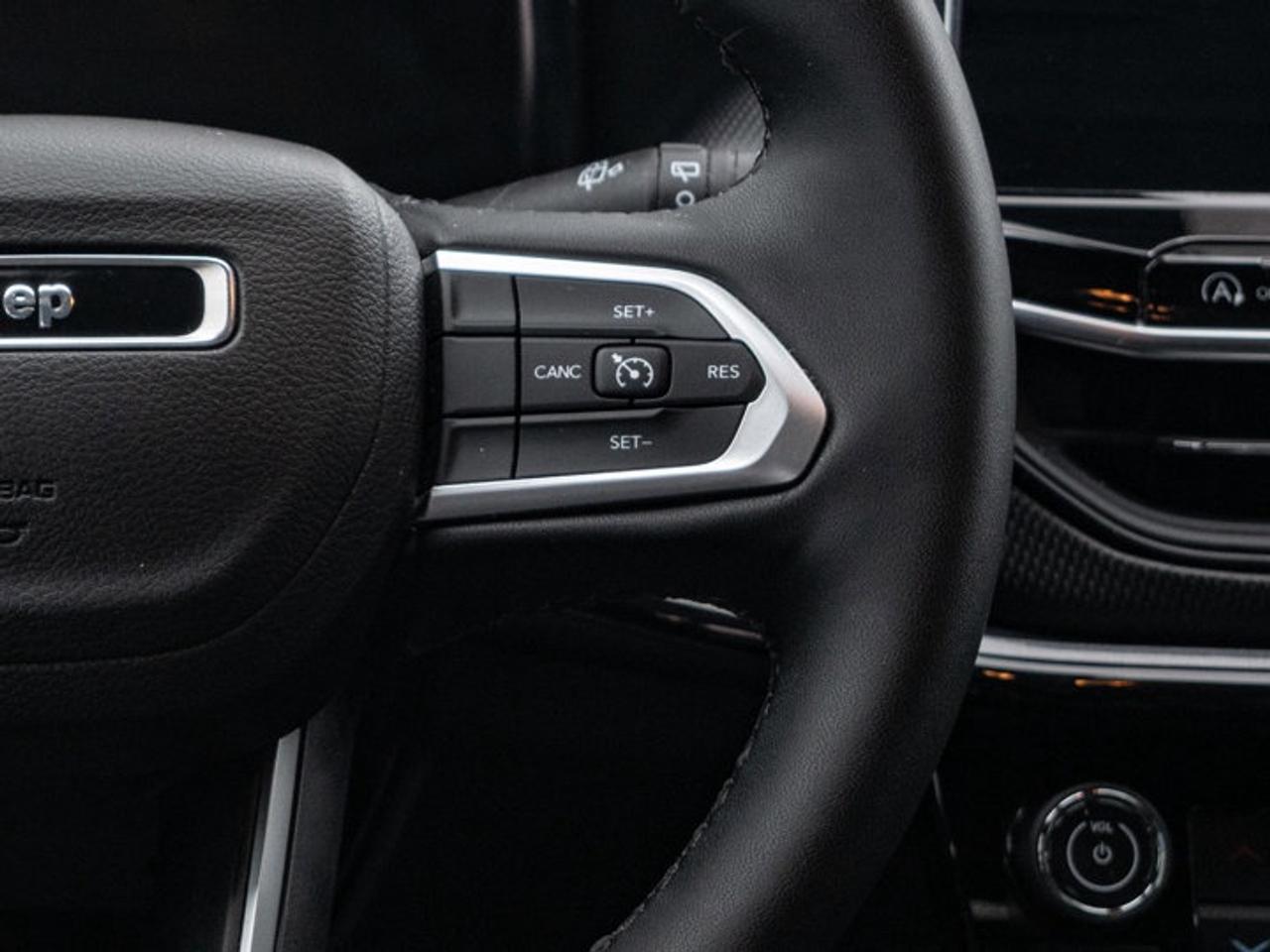 2024 Jeep Compass Altitude Photo