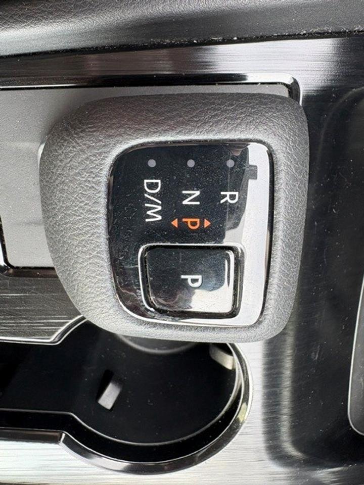 2025 Nissan Rogue S Photo