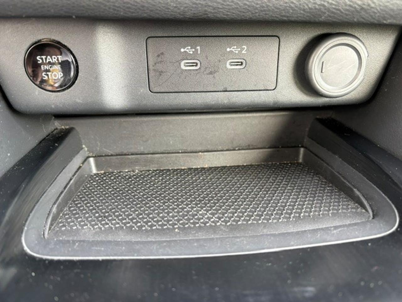 2025 Nissan Rogue S Photo