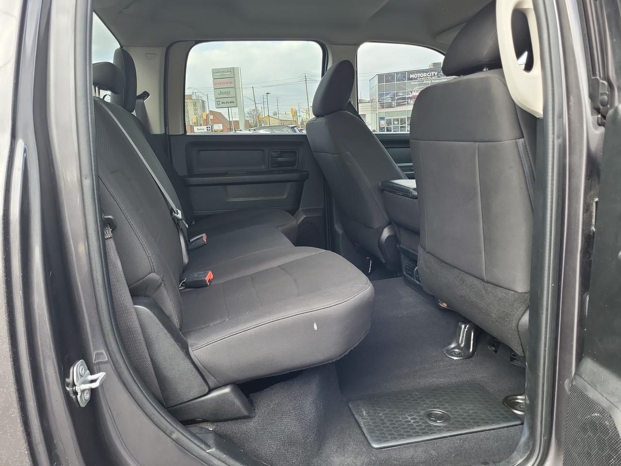 2020 RAM 1500 Classic EXPRESS Photo