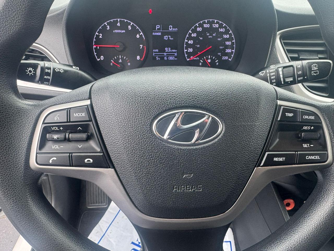 2019 Hyundai Accent SE Photo