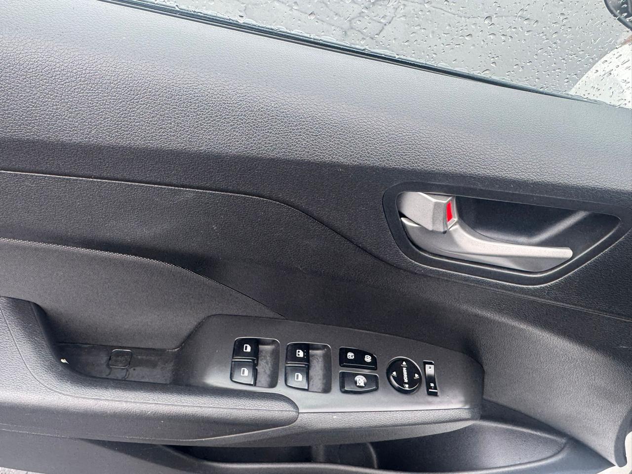 2019 Hyundai Accent SE Photo