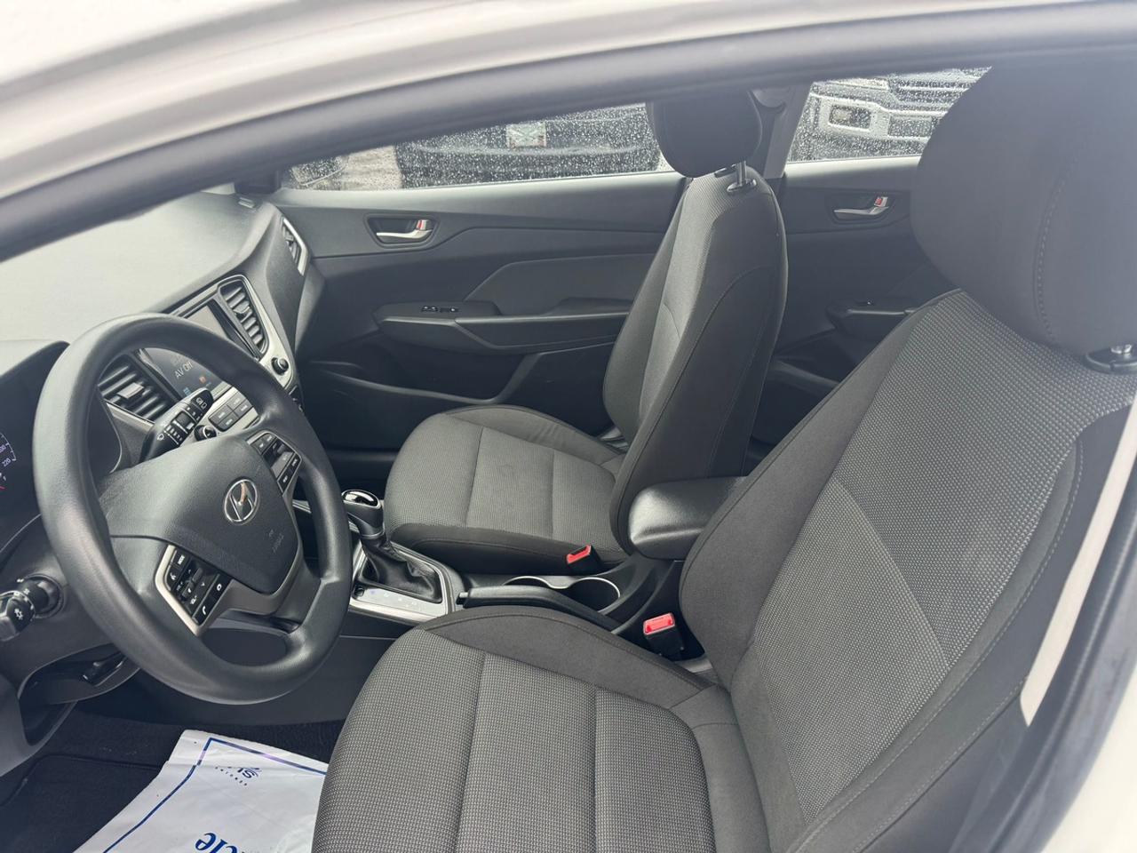 2019 Hyundai Accent SE Photo