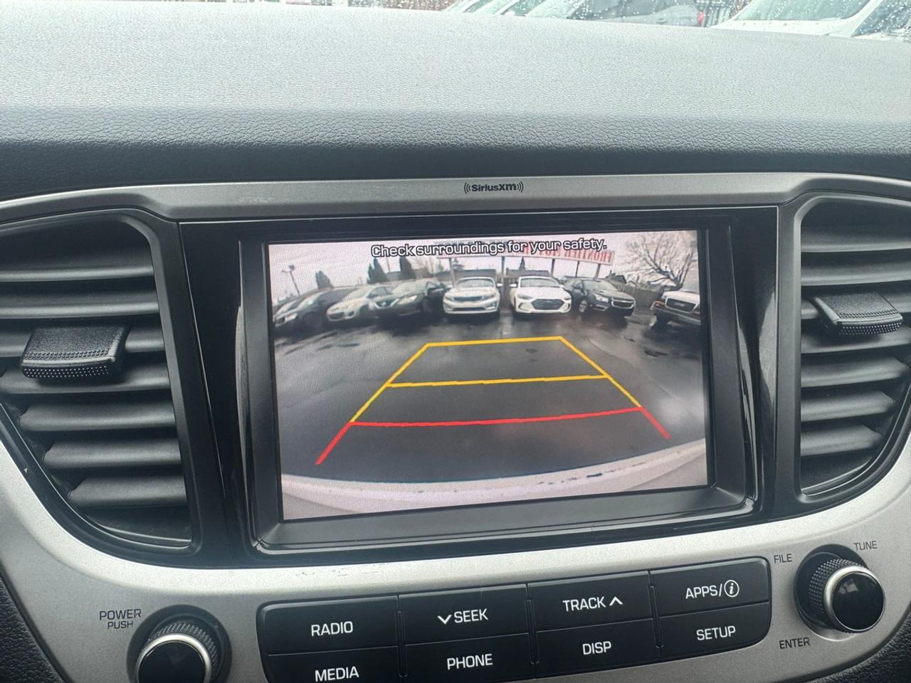 2019 Hyundai Accent SE Photo