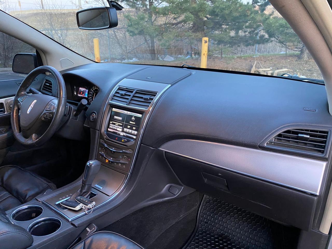 2014 Lincoln MKX AWD | LEATHER | PANOROOF Photo