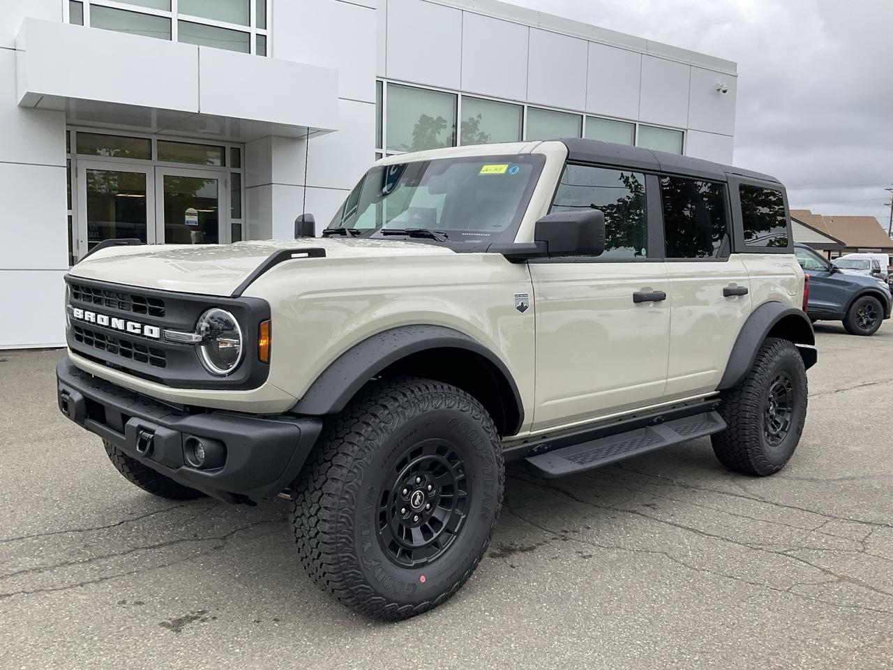2026 Ford Bronco Big Bend Photo0