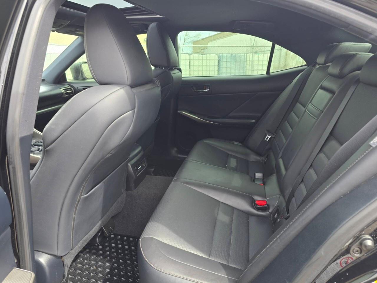 2015 Lexus IS 250 4DR SDN AWD Photo
