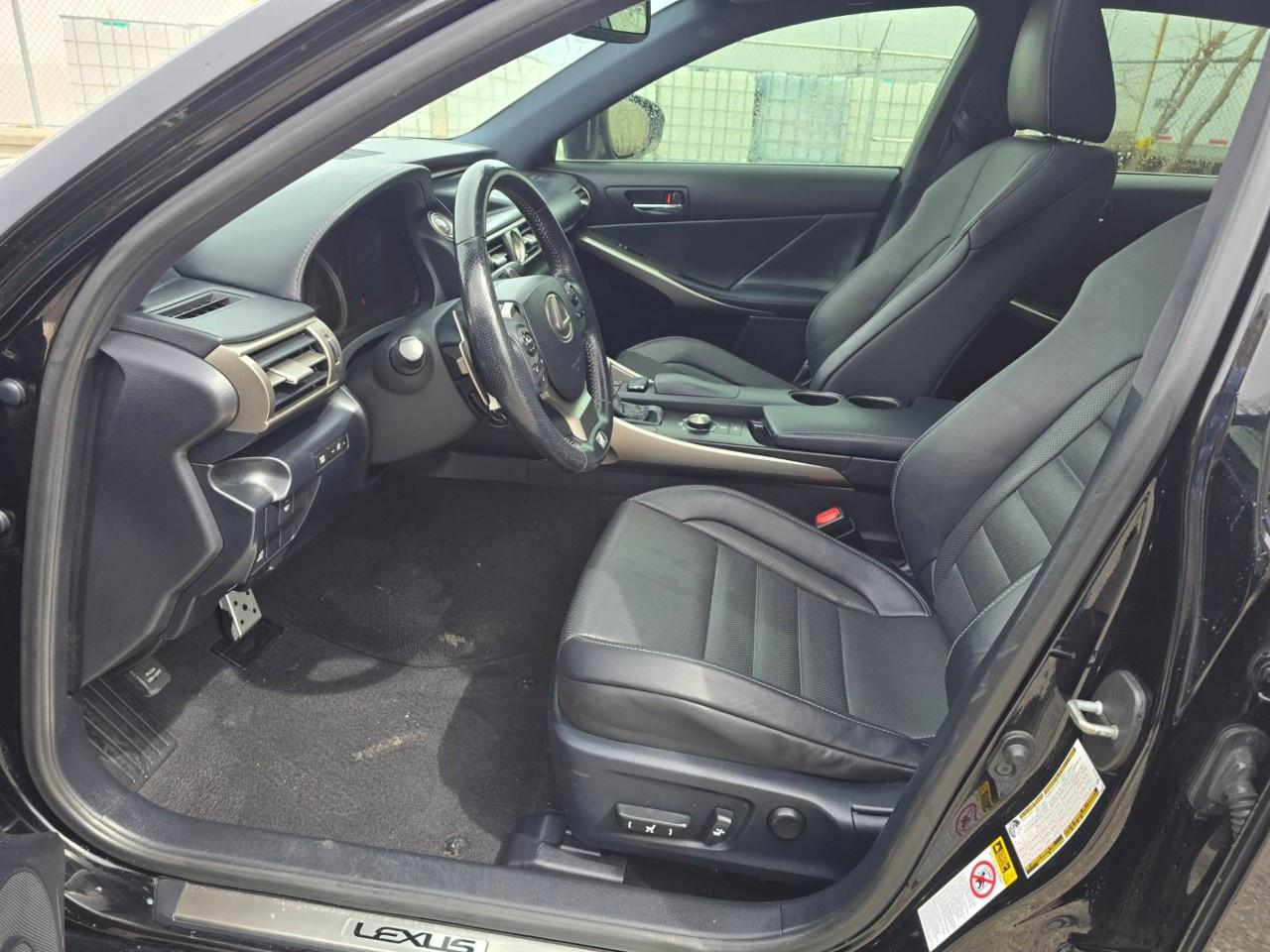 2015 Lexus IS 250 4DR SDN AWD Photo