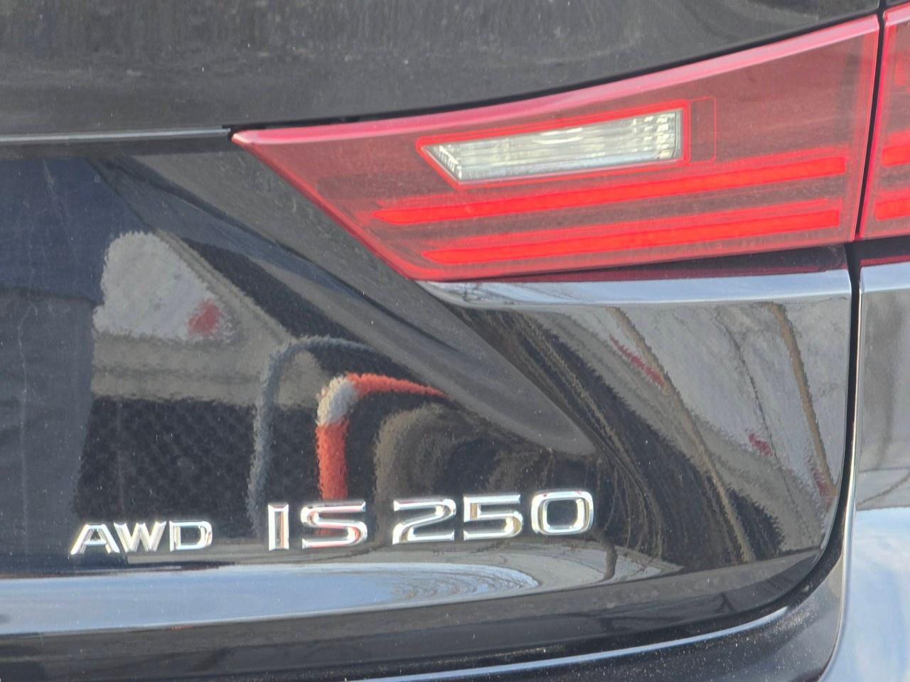 2015 Lexus IS 250 4DR SDN AWD Photo