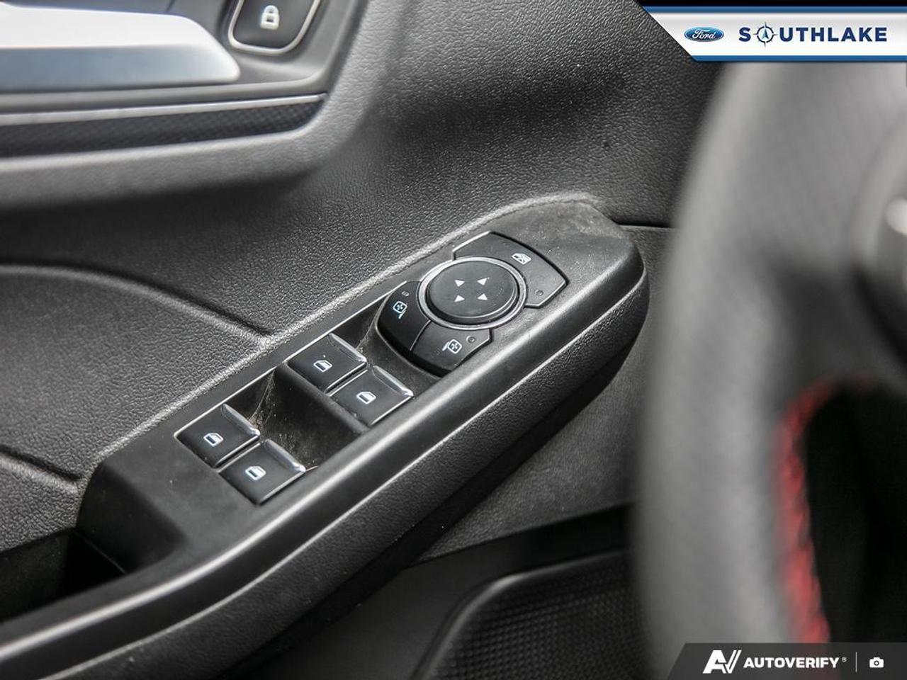 2023 Ford Escape ST-Line 4dr All-Wheel Drive Photo