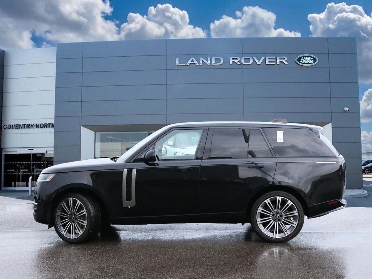 2024 Land Rover Range Rover SE P400 SWB Photo