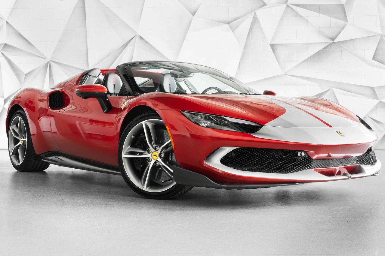 2023 Ferrari 296 GTS  Photo3