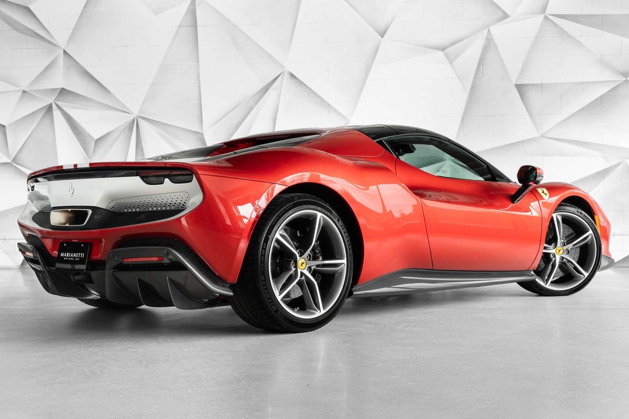 2023 Ferrari 296 GTS  Photo