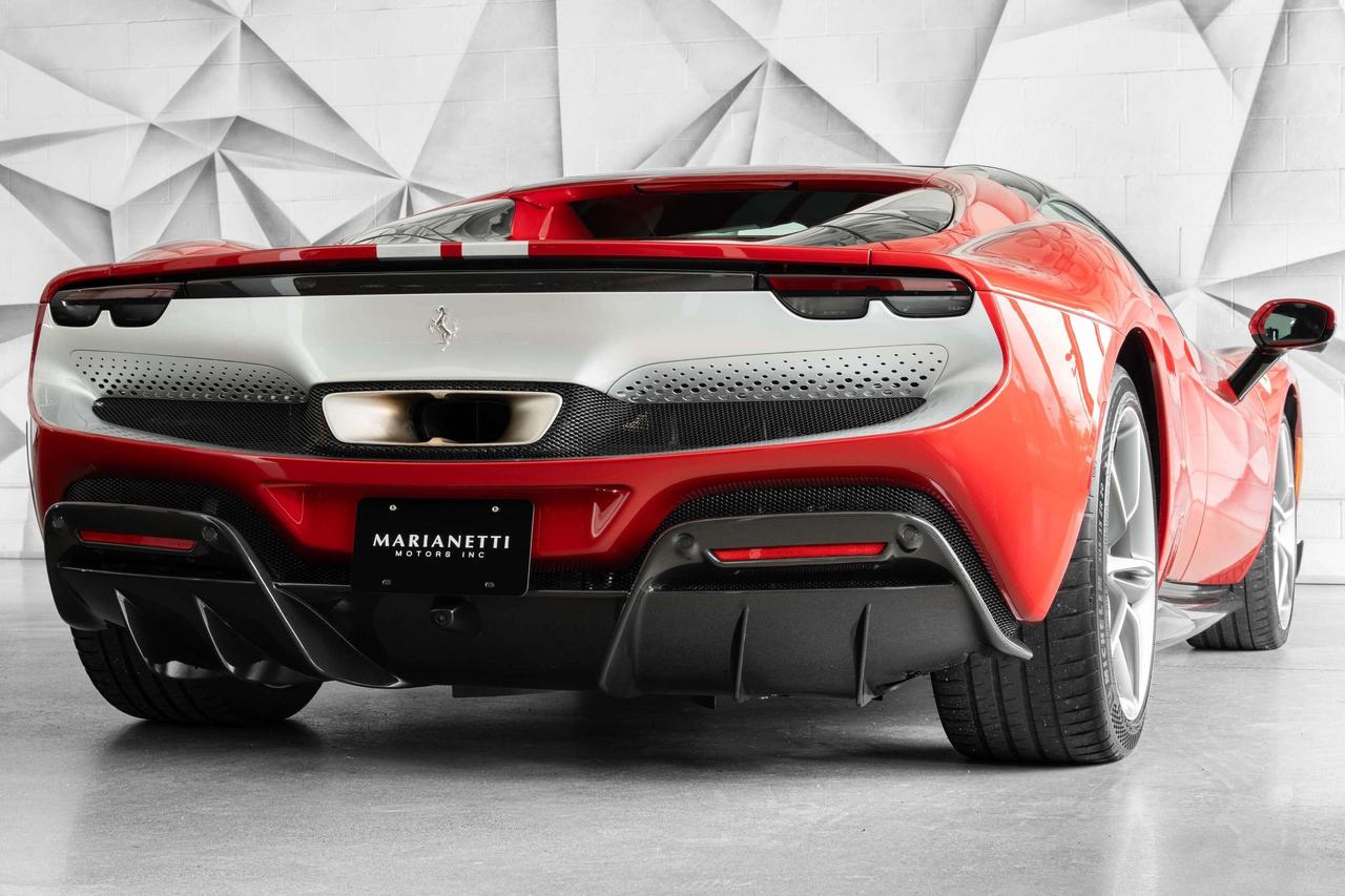 2023 Ferrari 296 GTS  Photo