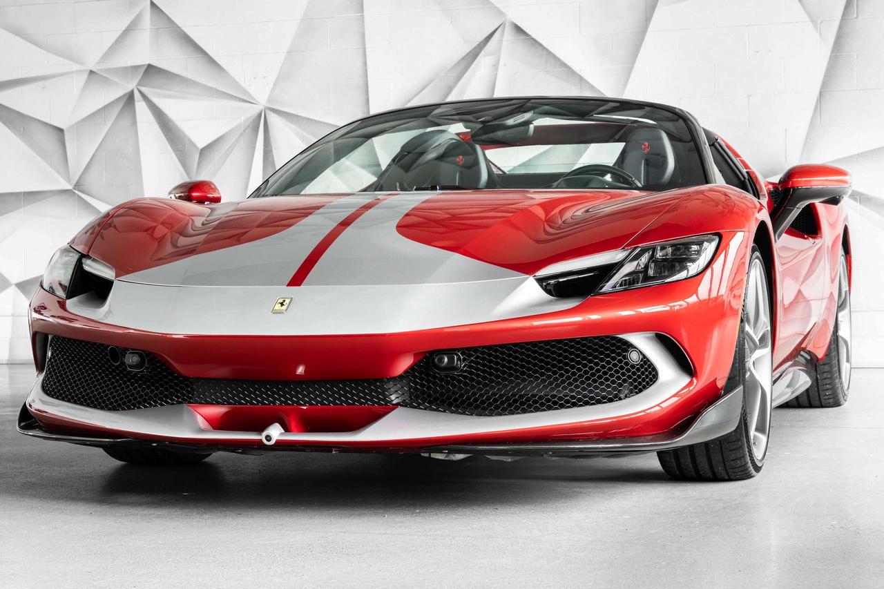 2023 Ferrari 296 GTS  Photo