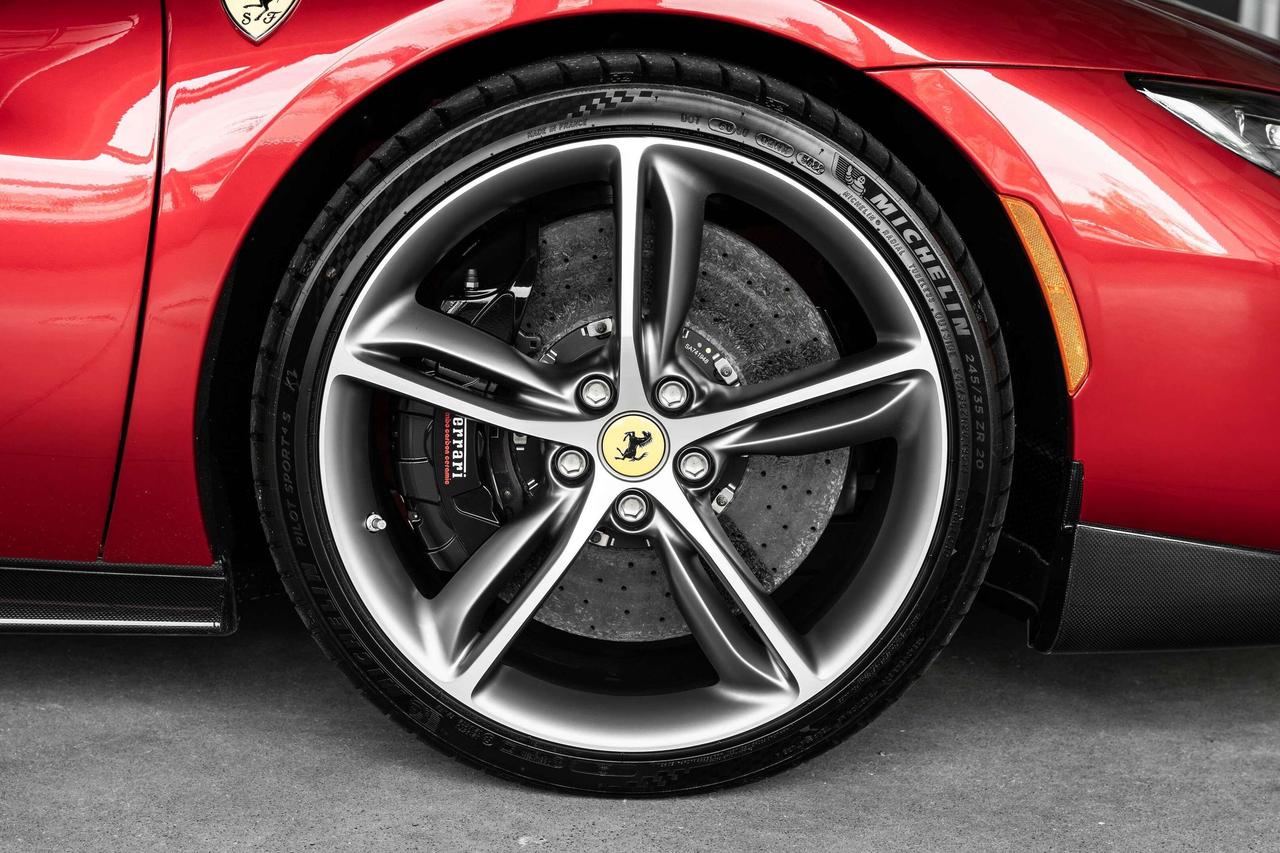 2023 Ferrari 296 GTS  Photo