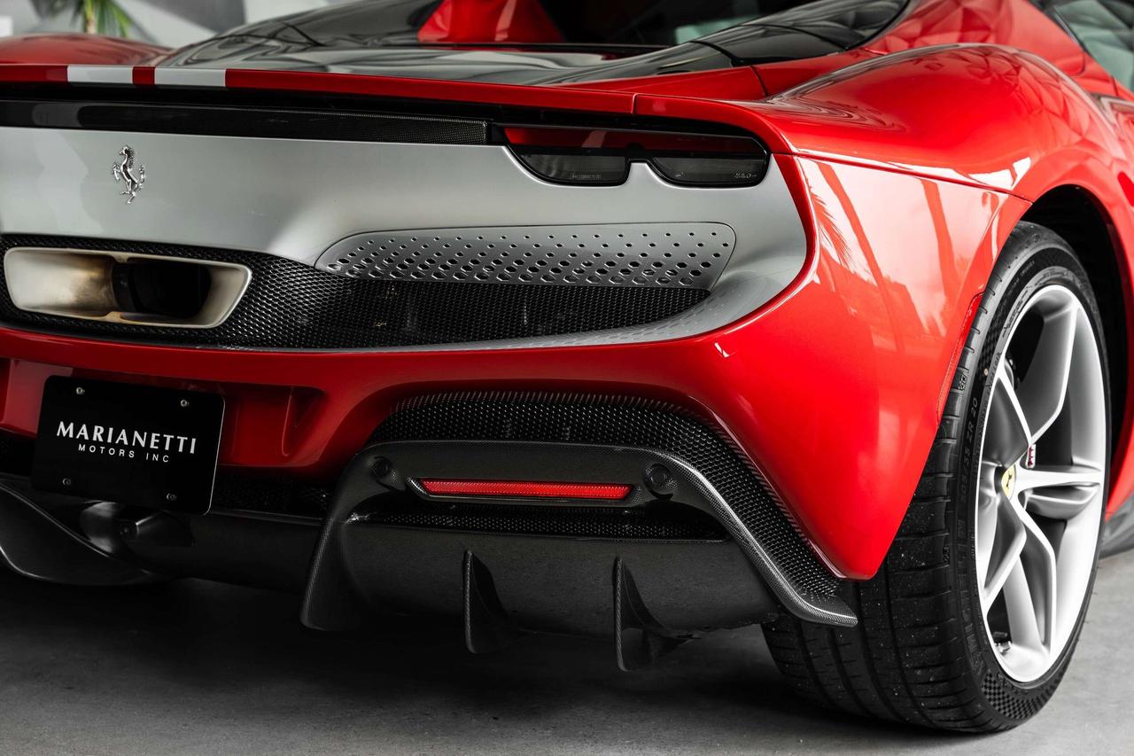 2023 Ferrari 296 GTS  Photo