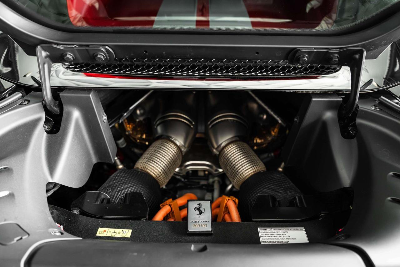 2023 Ferrari 296 GTS  Photo